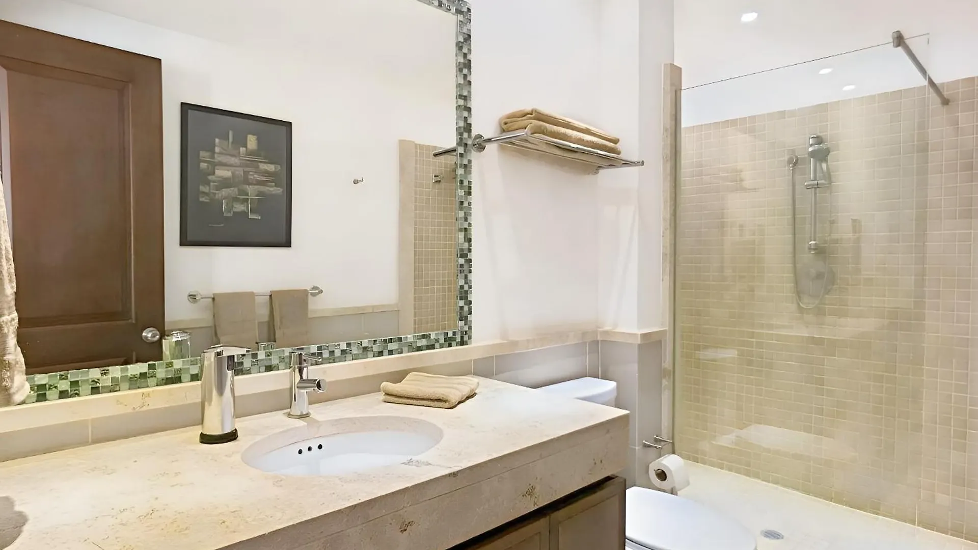 Apartment Luxury Duplex -4 Pers- 2Mn Beach&5Th Av, Pool, Gym Playa del Carmen