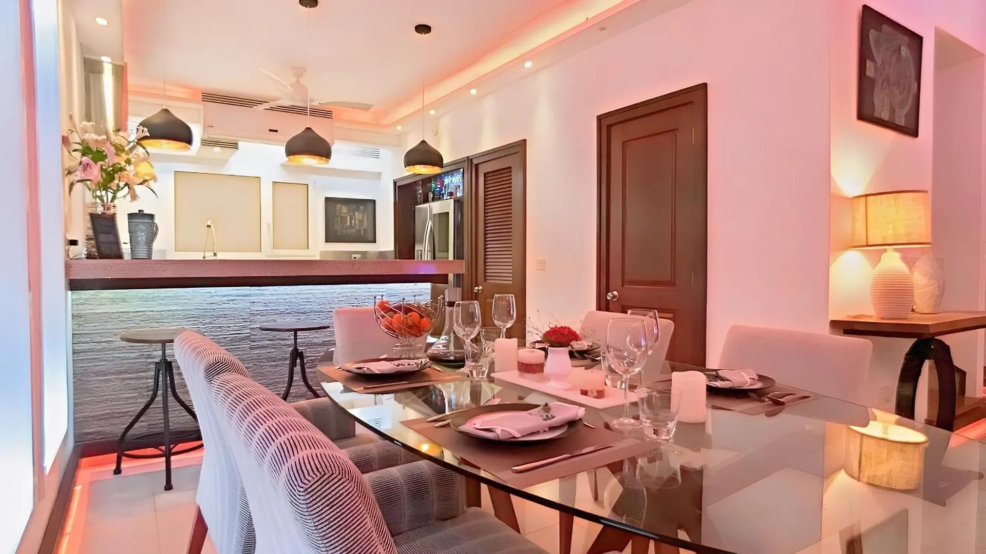 Apartment Luxury Duplex -4 Pers- 2Mn Beach&5Th Av, Pool, Gym Playa del Carmen
