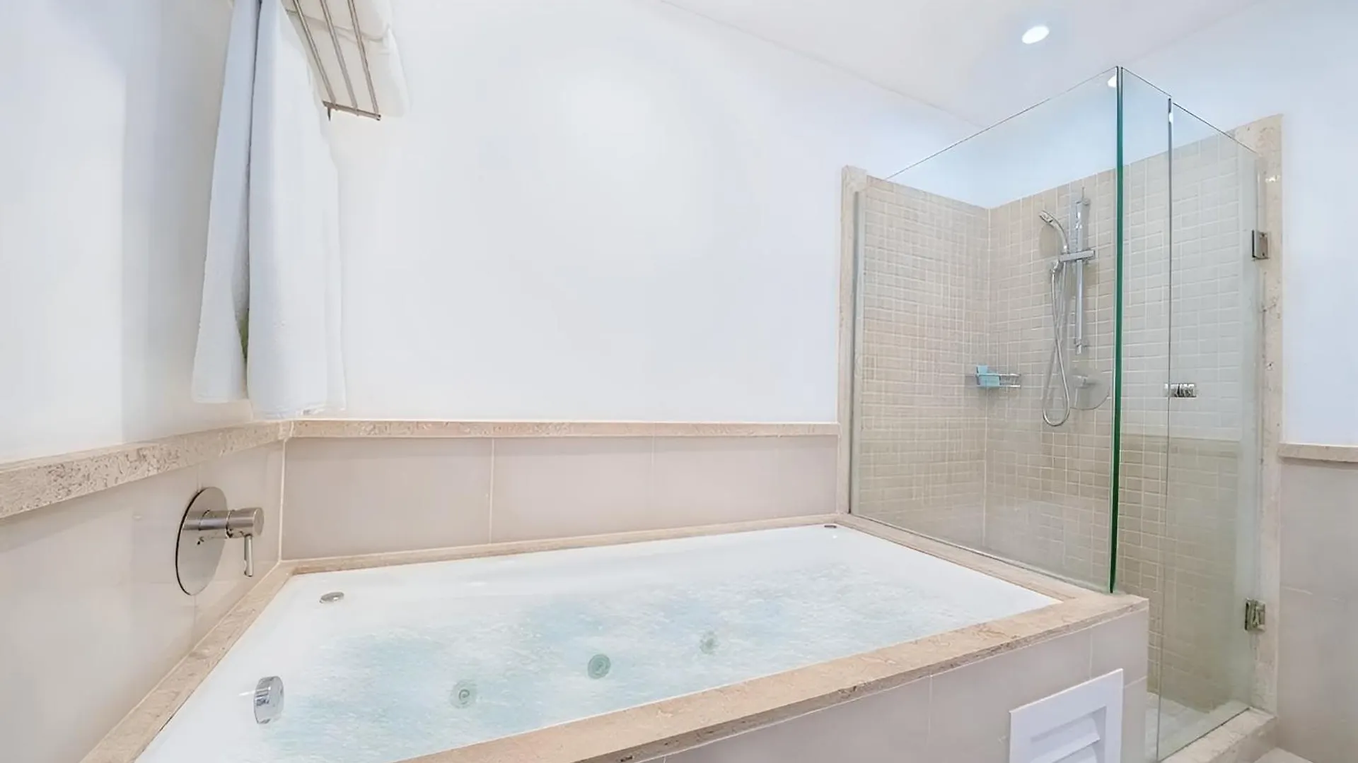 Luxury Duplex -4 Pers- 2Mn Beach&5Th Av, Pool, Gym Playa del Carmen
